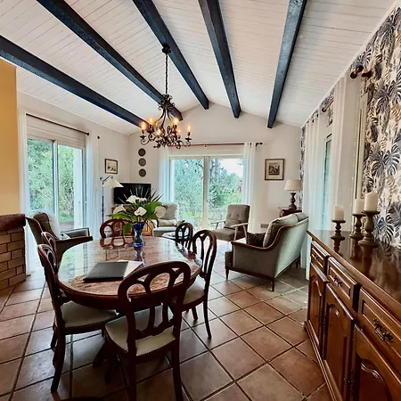 Villa Les Fleurs De Lys, Chic L'enclos Des Lys, Proche De La *