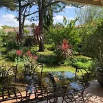 Les Fleurs De Lys, Chic L'enclos Des Lys, Proche De La Villa *
