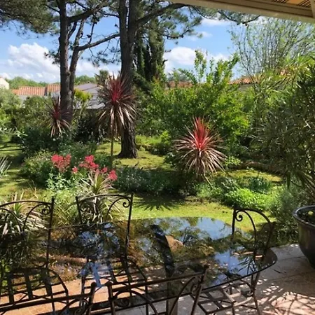 Les Fleurs De Lys, Chic L'enclos Des Lys, Proche De La 别墅 *