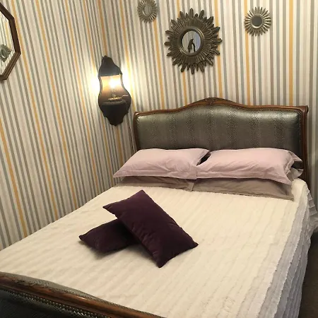 Villa Les Fleurs De Lys, Chic L'enclos Des Lys, Proche De La Mer, Linge Inclus *