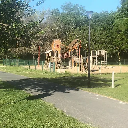 Les Fleurs De Lys, Chic L'enclos Des Lys, Proche De La Mer, Linge Inclus Villa