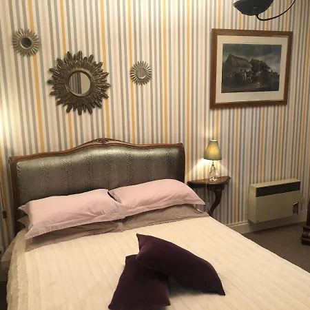 Les Fleurs De Lys, Chic L'enclos Des Lys, Proche De La Mer, Linge Inclus