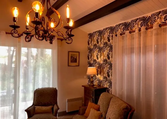 Villa L'enclos Des Lys, Raffinée Proche De La Mer, Linge Inclus