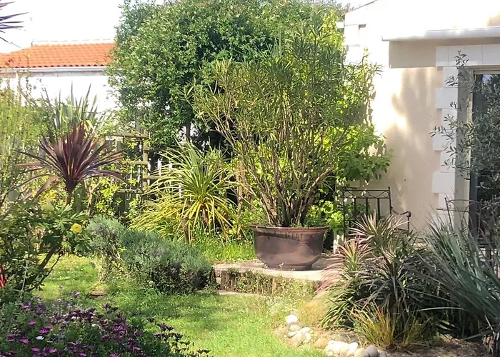 Villa L'enclos Des Lys, Raffinée Proche De La Mer, Linge Inclus *